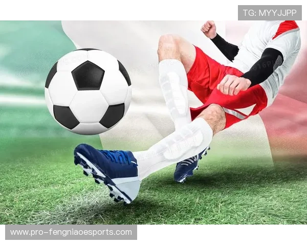 高清4K球星头像足球特写图，展现顶级球员风采与激情瞬间